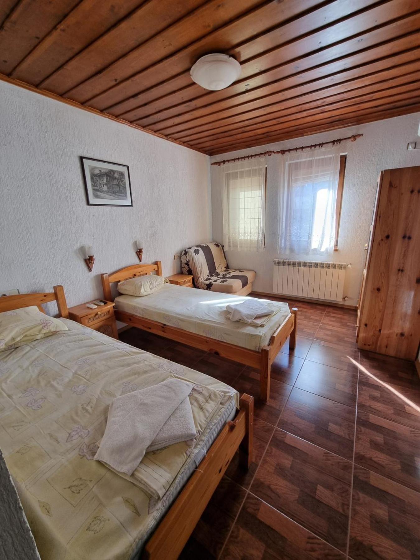 Къща За Гости Билдникс Malko Tŭrnovo Buitenkant foto